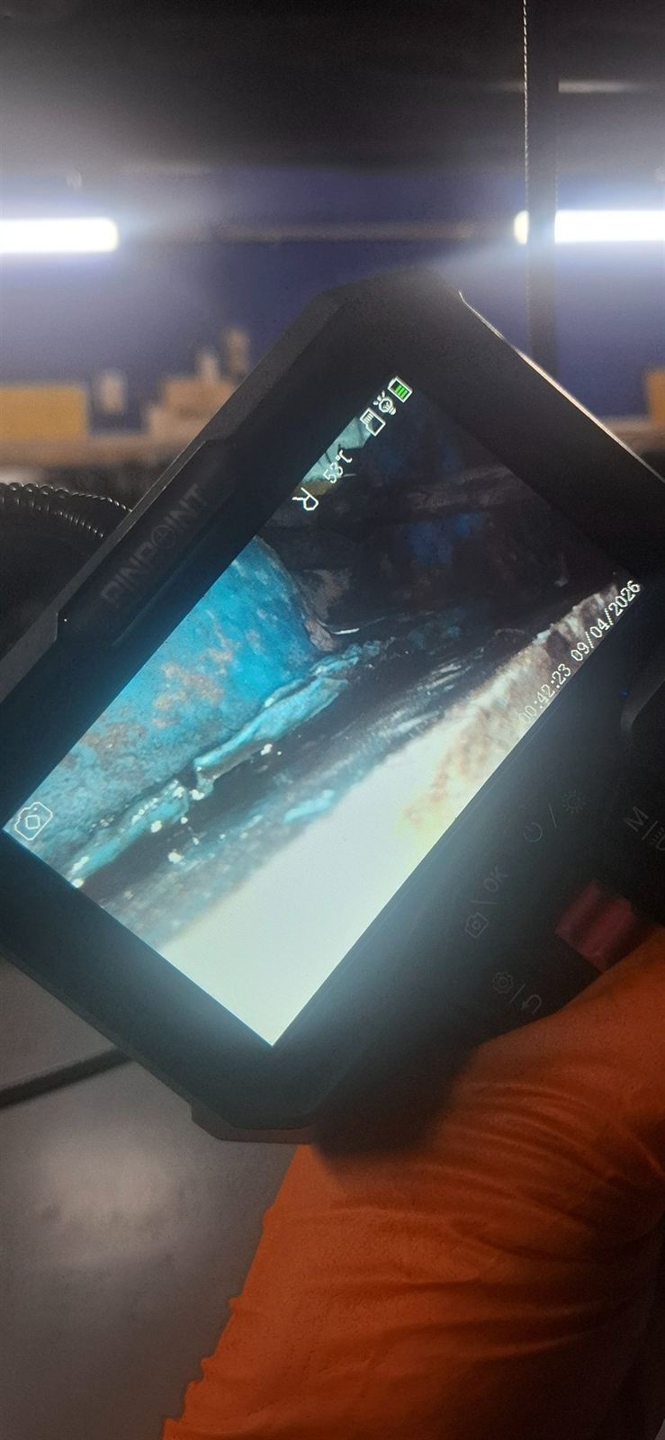 Borescope camera screen showing inside a cylinder