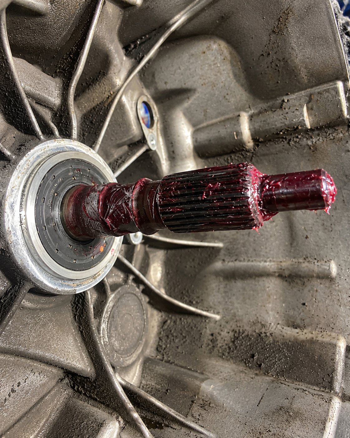 Gearbox input shaft greased and ready for the new clutch